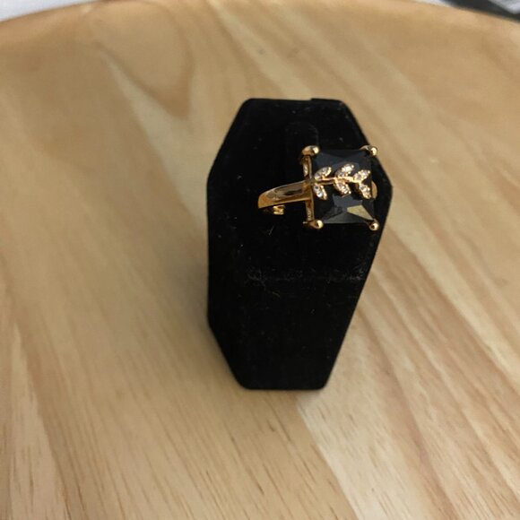 ANNA WEDDING ENGAGEDMENT RING SIZE 9 - Picture 4 of 6